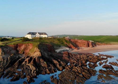 Stunning Coastal Retreat, , Devon