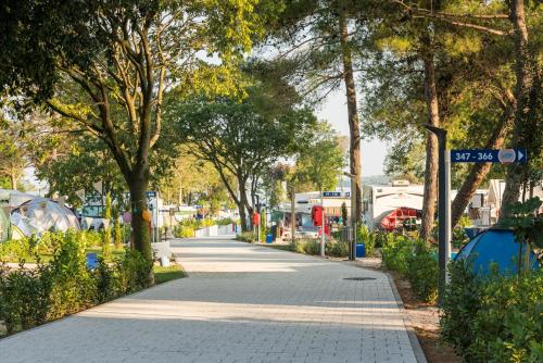 Falkensteiner Premium Mobile Homes and Camping Zadar - image 11