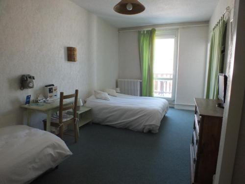 Hotel La Prairie - image 10