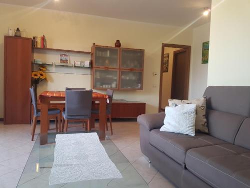 Gonin Apartment - image 9