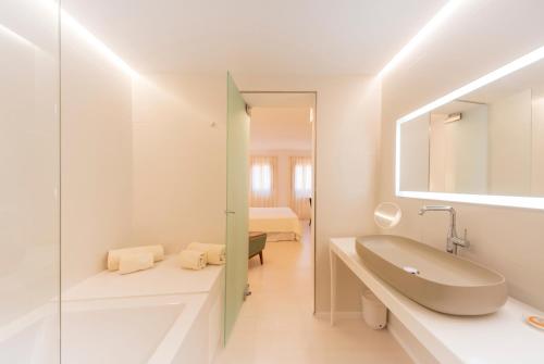 Fonda Llabrés Boutique Hotel - image 8