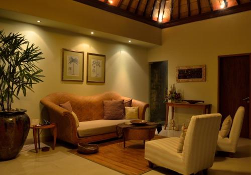 Special Offer - Honeymoon Package at One-Bedroom Villa with Private Pool image 6