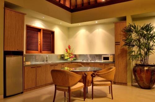One-Bedroom Luxury Spa Villa with Private Pool image 3