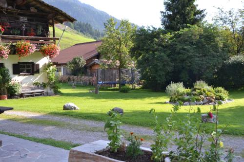 Kert, Matzhof in Otting