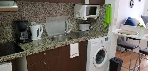  Joli Studio dans quartier typique Gaia\Porto in Vila Nova de Gaia