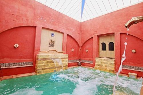 Villa with Sauna Hamman&pool in Seville