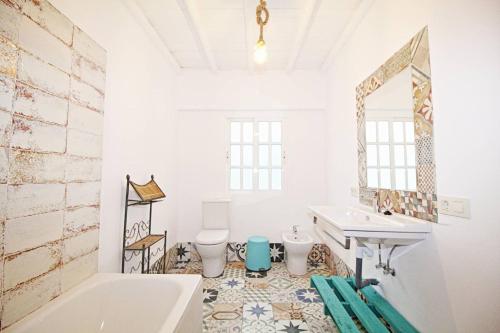 Villa with Sauna Hamman&pool in Seville