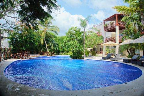 Hermoso Apartamento con Piscina/RoofGarden/Ac/ en Sayulita. in Sayulita, Mexiko