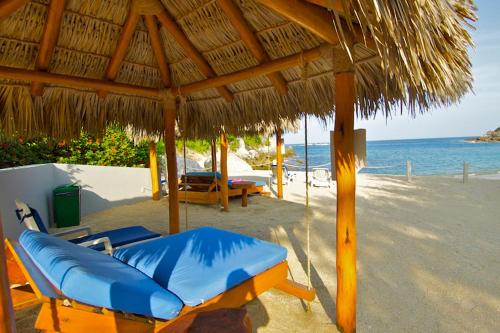 Cosmo Huatulco