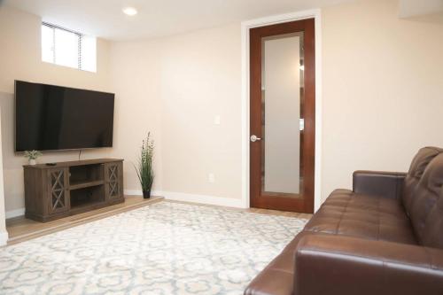 Luxury 3 Bedroom, 20 min to Boston, 15min Encore in Malden