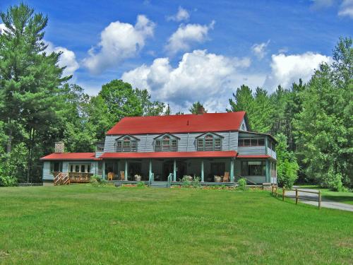 B&B Keene Valley - Trails End Inn - Bed and Breakfast Keene Valley