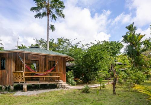 Bungalows Ache Cahuita in กาอุยตา