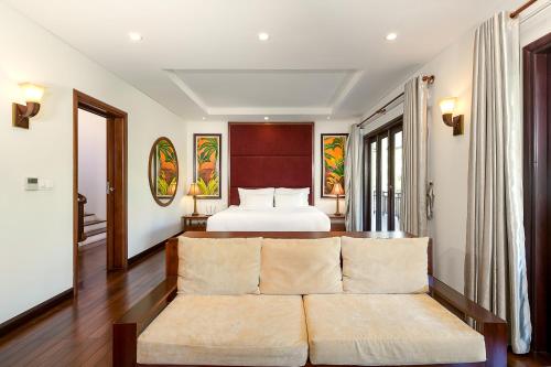 Deluxe Villa image 3