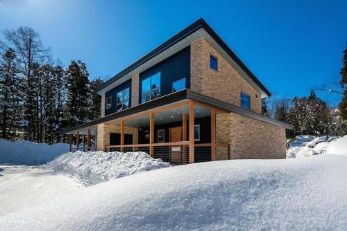 Two-Bedroom Chalet (4 Adults)