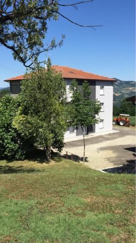  B & B Pratopiano in Toano