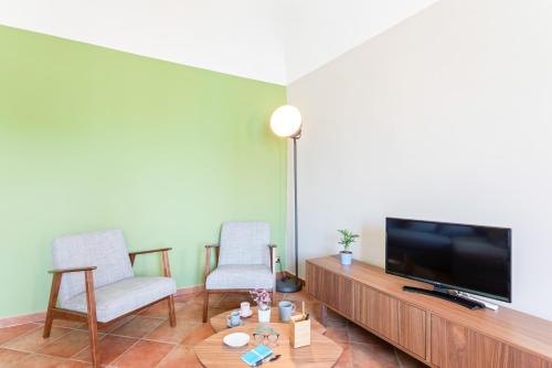 Catania City Center Apartment - image 14