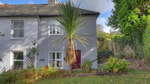 2 Lilac Cottages, Lyme Regis, Dorset