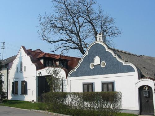 Bar Pension Lang - image 12