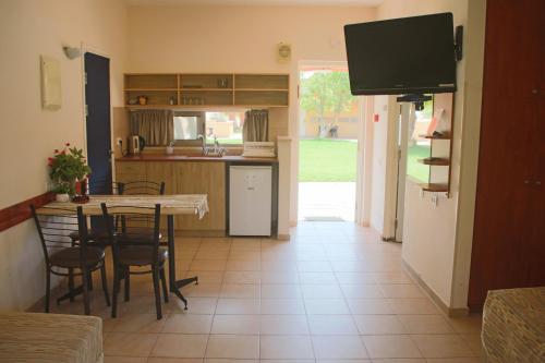Kibbutz Ketura Guest House