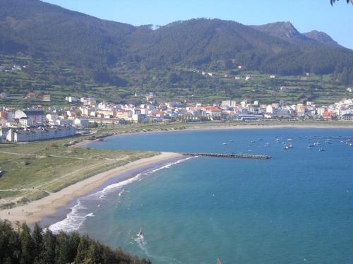APARTAMENTO CON VISTAS AL MAR Y MONTANA