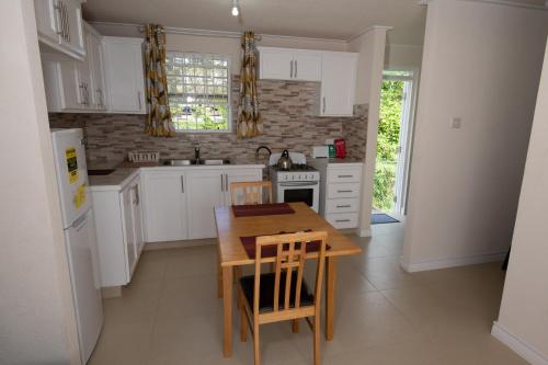 Facilities, THE COTTAGE, SAINT DAVIDS in St. Micheal