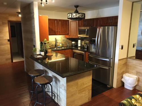 Royal Kuhio Condo Waikiki Honolulu Sleeps 6 36th Floor Hi