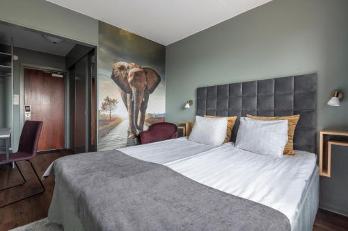1 queen bed