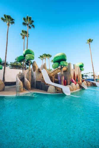 Iberostar Bouganville Playa - image 10