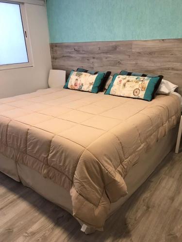 1 double bed, 3 twin beds