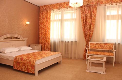 Versal Hotel Stop at Versal Hotel to discover the wonders of Voronezh. The hotel has everything you need for a comfortable stay. 24-hour front desk, meeting facilities, restaurant, laundry service, bar are there f