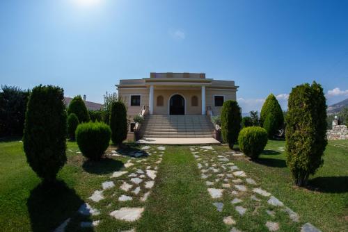  Luxury Villa Thea in Volos