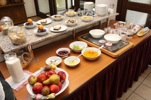 Eten en drinken, Fruhstuckspension Christinenhof in Dreieich