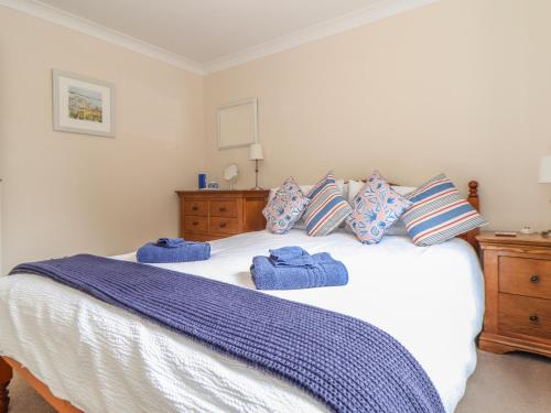 Deja Blue - image 14