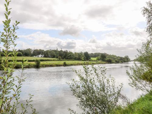 Quiet Waters Cottage - image 2