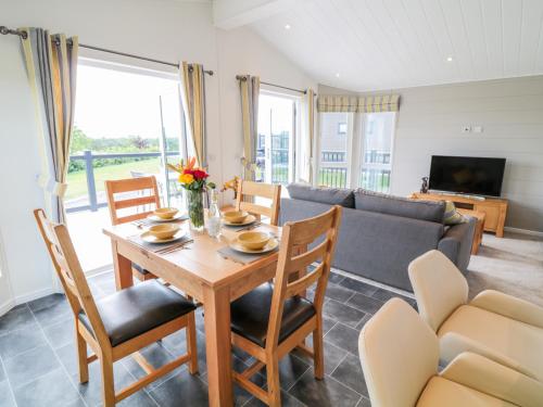 Alder Lodge in Teigngrace