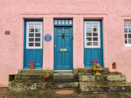 Shortbread Cottage