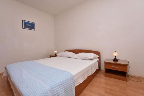 Apartments and Rooms Jakov - image 12