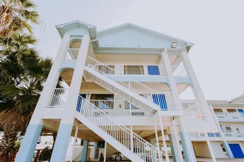 Scottish Inn & Suites - Kemah Boardwalk