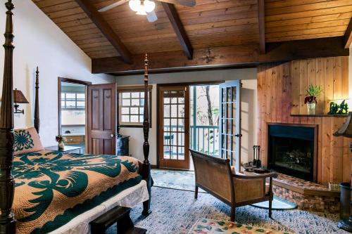 Kilauea Lodge and Restaurant in Volcano (HI)