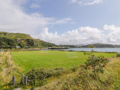 Grebe Cottage in Clachan-Seil