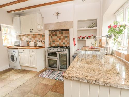 Cutlers Cottage - image 7