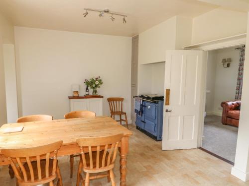 Wren Cottage in Wing