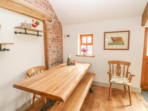The Old Farm Shop - image 3