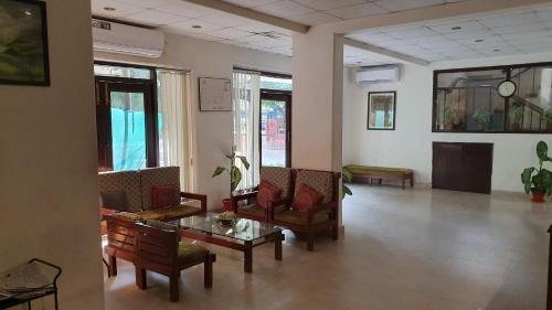 YWCA International Guest House photo 4