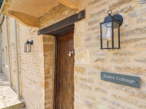 Easter Cottage - image 5