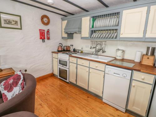 Cowslip Cottage in Rosemarket