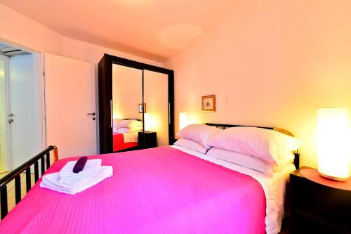 One-Bedroom Apartment with Balcony image 8