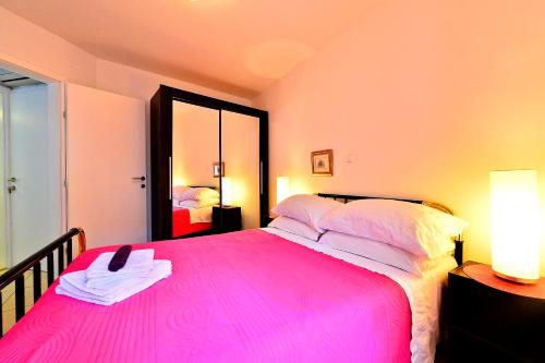 One-Bedroom Apartment with Balcony image 7