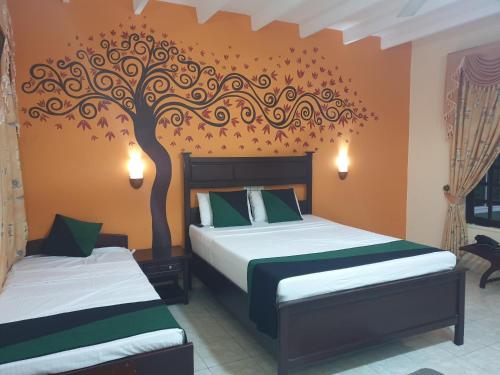 Deluxe Room with Early Check-in & Late Check-out (on Availability) + 15% Discount on Food Only image 4