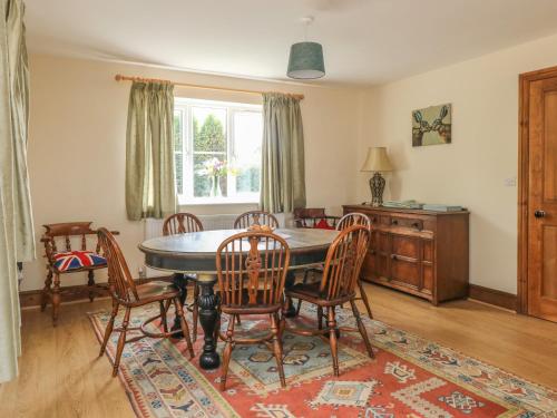 Wayside Cottage - main image
